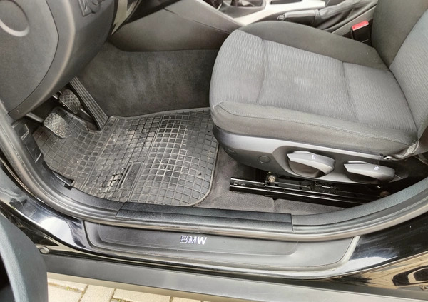 BMW X1 cena 33900 przebieg: 263500, rok produkcji 2011 z Żarów małe 407
